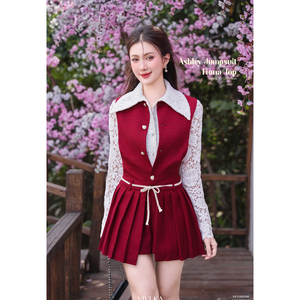 จั๊มสูทผู้หญิง ODM OEM รุ่น ASHLEY สายถักแบบพัน ดีไซน์จีบ กระดุมตกแต่ง เอวสูง แขนสั้น ผ้าโพลีเอสเตอร์ 100% สไตล์หรูหราลำลอง - Product Image 1