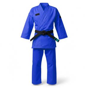 Uniforme de karaté bleu personnalisé durable avec logo, en mélange de coton, avec ceintures noires, tenues d'entraînement robustes pour arts martiaux - Product Image 1