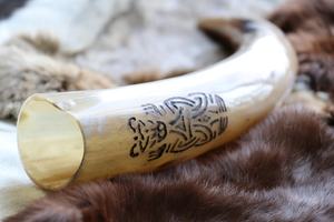 Corne à boire artisanale en corne de buffle, thème rustique, élégante corne à boire viking polie de haute qualité - Product Image 5