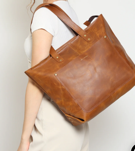 Vintage <b>Leather</b> Weekender Duffel <b>Bag</b> Unisex <b>Soft</b> Handle Zipper Closure Daily Use 36-55L Capacity Durable Polyester Lining - Product Image 1