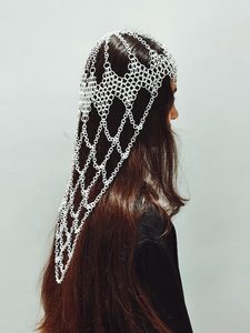 Casco de Aluminio con Malla Metálica |   Diadema de Cadena para Festivales |   Accesorio para el Cabello de Fantasía Gótica |   Joyería para Festivales Medievales y Renacentistas - Product Image 2
