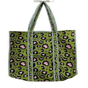 Sac fourre-tout en coton matelassé léger à imprimé léopard vert, grande capacité, poignées d'épaule renforcées pliables, réutilisable, pour femmes - Product Image 1