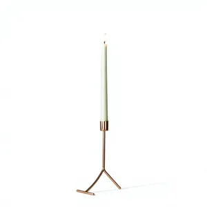 Portavelas Metálico Dorado, Elegante Soporte para Velas de Metal para Sala de Estar, Oficina, Mesa y Decoración de Hogar de Lujo - Product Image 1