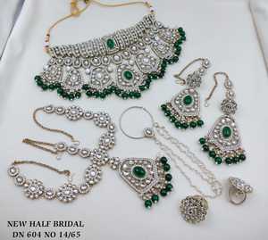 ชุดเครื่องประดับเจ้าสาวแบบอีธนิคประดับด้วยหินรูปไข่ ชุดสร้อยคอแบบคุนดัน ชุบทองโบราณ สำหรับงานแต่งงานหรืองานเลี้ยง - Product Image 5