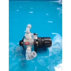 SMC SRH3101-01 Usado como pieza de repuesto para equipos de semiconductores Legacy - Product Image 2
