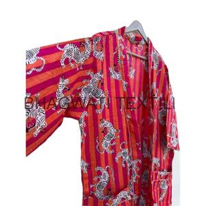 Peignoir fait main en coton indien Vente en gros Maxi Kimono Nouveau imprimé floral Vêtements de nuit d'été Boho Long Kimono pour printemps hôtel - Product Image 6