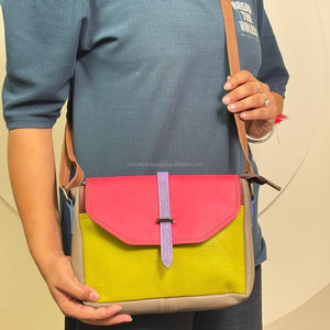 Vente en gros, top ventes, sac à bandoulière en cuir recyclé, sac à bandoulière avec boucle, sac à bandoulière en cuir coloré pour femmes - Product Image 5