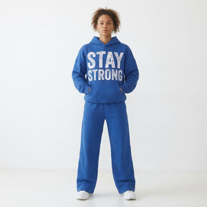 Ropa Deportiva Femenina de Diseño Personalizado 2027, Chándal de Moda Invernal para Mujer, Corte Ajustado, Hecho en Pakistán - Product Image 4