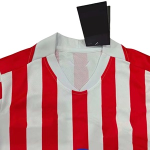 Camiseta de Fútbol de Alto Rendimiento, Tejido Transpirable, Máxima Comodidad, Agilidad y Resistencia para Atletas Profesionales - Product Image 4