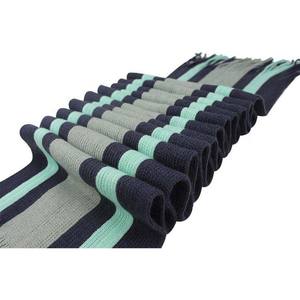 Écharpe tricotée unisexe Performance - Tricot haute élasticité - Accessoire de sport d'hiver doux et chaud avec logo personnalisé - Product Image 4