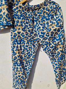 ชุดนอนผ้าฝ้ายลายเสือดาวสำหรับผู้หญิง |   ชุดนอนลายทางอินเดียทำมือ |   ชุดนอนผ้ามัสลินเนื้อนุ่ม - Product Image 3