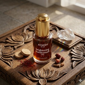 A Dash of Me Huile éclaircissante Kumkumadi avec safran et lait de chèvre, sérum ayurvédique pour le visage pour une peau éclatante et radieuse - Product Image 6