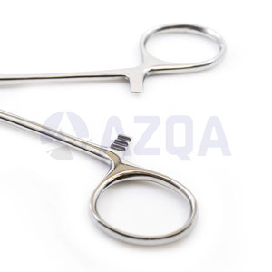 Pinces droites de serrage professionnelles en acier inoxydable pour le piercing corporel et la préhension des tissus – Durables – Vente en gros - Product Image 4