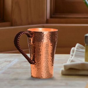 Elegante taza de café de cobre hecha a mano, taza portátil de cobre para bebidas, ideal para fiestas y bares, de fabricante y proveedor indio. - Product Image 2