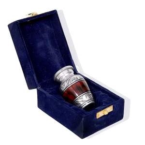 Urna Artesanal Conmemorativa de Creaciones Antiguas, Hermosa Urna de Aluminio Azul Oscuro, Grabada a Mano, para Cremación - Product Image 4