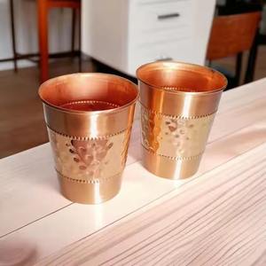 Vaso de Cobre Puro Hecho a Mano Bold Blossom, Fácil de Limpiar, Acabado Liso, Ecológico, Gran Capacidad para Uso Diario, Ayurvédico - Product Image 3