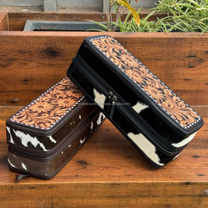 ¡Novedad de 2025! Estuche de joyería de viaje de cuero mecanizado a mano de lujo personalizado de gran capacidad, cajas de almacenamiento de joyería de piel de vaca de alta calidad - Product Image 4