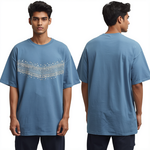 T-shirt en coton épais surdimensionné bleu poussière avec strass pour homme – Vêtement de luxe tendance en gros - Product Image 3