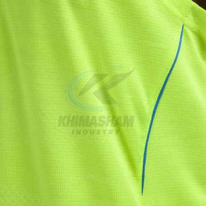 Conjunto de Uniforme de Baloncesto de Tela Elástica Transpirable de Poliéster para Jugadores Activos con Diseño Moderno Personalizado e Identidad de Equipo - Product Image 3