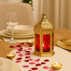 Elegante Farol Metálico Decorativo para el Hogar que Aporta un Brillo Decorativo que Realza Diseños Únicos del Hogar y el Ambiente Interior - Product Image 5