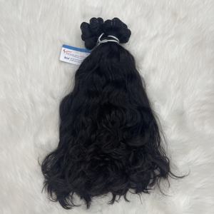 Precio de fábrica Extensiones de cabello de trama ondulada natural negra 100% Cabello vietnamita Súper alta calidad Muy sedoso Sin enredos Listo para enviar - Product Image 5