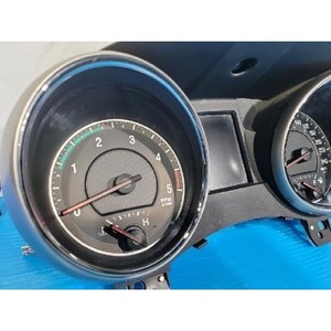 ชุดหน้าปัดมือสองสำหรับ Grand Cherokee รุ่น P68186244AA - Product Image 2