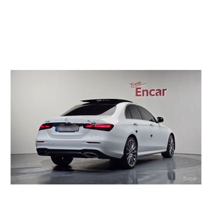 Mercedes-Benz Clase E E350 4MATIC AMG Line, Modelo de Julio de 2023, 24,603 km, Caja de Cambios Automática, Asientos de Cuero, Cámara Trasera, Volante a la Izquierda - Product Image 2