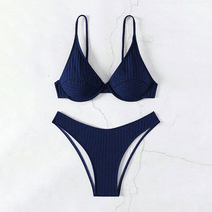 Créez votre propre logo sur des ensembles de bikinis pour femmes, des tenues de sport pour femmes, des ensembles de bikinis pour femmes de style nouveau, en vente. - Product Image 1