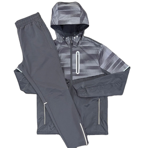 Nouvel ensemble décontracté coupe-vent deux pièces 2026 : veste légère à capuche et short unisexe personnalisé 100 % coton respirant - Product Image 4