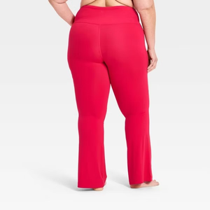 Women's Everyday Soft Ultra High-Rise Crossover Flare <b>Leggings</b> Wide Leg Design Plus Size Sexy Butt Lifting OEM Custom Wholesale - Product Image 2