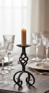 Support de bougie vintage en fer noir torsadé, finition antique classique, candélabre décoratif de table - Product Image 3