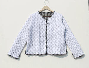 Chaqueta Acolchada con Estampado Animal para Mujer, Abrigo de Algodón Hecho a Mano, Chaqueta Acolchada Reversible, Prenda Exterior con Estampado de Bloques de Patchwork, Regalo - Product Image 2