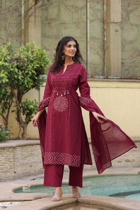 Twin Feet Women's Premium 100% Cotton Straight Kurti with Pant & Dupatta Suit Set with Printex & Mirror Work - Product Image 2
