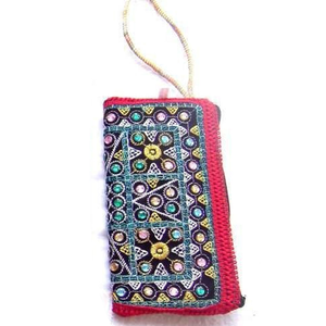 Sac à bandoulière traditionnel pour femmes fait à la main avec broderie Zari, perles et décorations florales, sac traditionnel pour femmes - Product Image 2