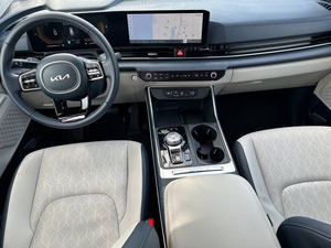 LISTO PARA ENVIAR: KIA Carnival Hybrid EX FWD 2025, Equipamiento Completo, Seminuevo en Venta - Product Image 2