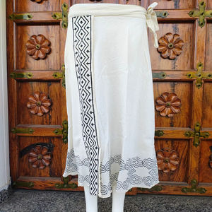 Falda Cruzada Bohemia de Lino/Algodón con Estampado Geométrico para Mujer, Cintura Natural, Bordado, Largo hasta la Rodilla, Ecológica, ODM - Product Image 1