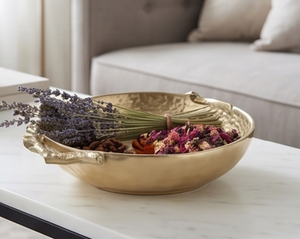 Bol en métal doré artisanal de qualité supérieure avec une poignée en forme de branche unique, parfait pour la décoration de maison moderne et luxueuse - Product Image 5
