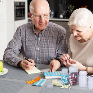 Bouteille en plastique PE de 100ml avec couvercle à vis Pot de médecine Conteneur de supplément Stockage de pilules Bouteille de médecine Fabricant du Vietnam - Product Image 6