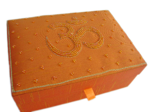 Indian Embroidered Cotton Eco-Friendly Flower Theme <b>Rectangular</b> Christmas Decoration Gift Box-Designer Brand - Product Image 3