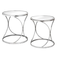 Table gigogne en métal d'inspiration luxueuse avec plateau en marbre, ensemble de meubles décoratifs pour des thèmes de décoration intérieure sophistiqués