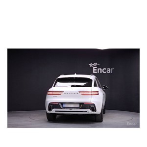 Genesis GV70 2.5T 2024, Gasolina, 2WD, 13,801 km, Emisión Euro V, Caja de Cambios Automática, Asientos de Cuero, Volante a la Izquierda, Cámara Trasera - Product Image 3