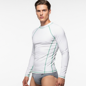 Rashguard homme de qualité supérieure, tissu de haute qualité, coupe confortable, séchage rapide, respirant, idéal pour le surf. - Product Image 6