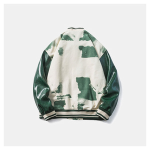 Blouson universitaire coupe droite pour homme, vert et blanc, peint à la main, coupe-vent, col montant, style décontracté, idéal pour l'automne - Product Image 2