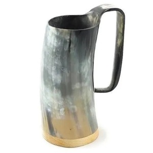 Jarra Vikinga de Cuerno Pulido Hecha a Mano con Diseño de Animal, Regalo de Mitología Medieval, con Asa, 600ml, Martillo de Thor, Mjolnir de Odín - Product Image 3