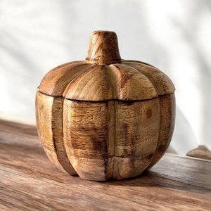 Bol à bougie en bois naturel sculpté à la main en forme de citrouille, pot à bougie rustique pour la décoration de table dans le salon - Product Image 3