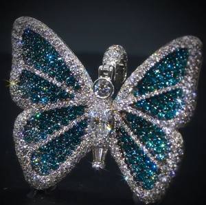 Collar de Lujo Personalizado con Colgante de Mariposa Iced Out, Diamante Moissanita, Micro Pavé, Plata 925, Joyería de Piedra Azul, Pieza Destacada - Product Image 4