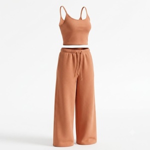 Conjunto de 2 piezas acanalado para mujer: Top corto de manga larga y pantalón de chándal de pierna ancha, color liso, transpirable, ideal para invierno. - Product Image 1