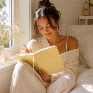 LABON Set de journaux pour le beurre mou Manifeste votre vie Feuille d'or Celestial Starburst Law of Attraction Planner Sourcing Gift Notebook - Product Image 4