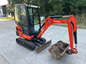 Mini-excavatrice Kubota KX018-4 diesel compacte la plus vendue avec cabine et hydraulique auxiliaire à haut débit - Product Image 1