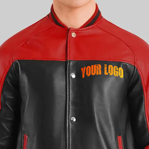 Chaqueta Varsity de Cuero PU para Hombre con Logotipo Personalizado, Diseño en Bloques de Color Rojo y Negro, Cuello Camisero, Cierre de Botones, Logotipo Impreso en la Parte Delantera, Estilo Casual - Product Image 6